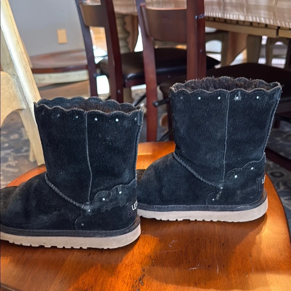 UGG Kids Black Suede Scalloped Short Boots with Stud Detail